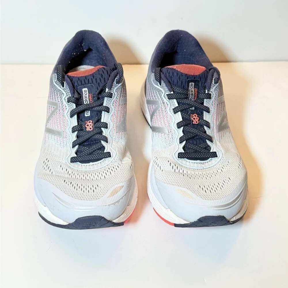 New Balance Women's 880 v8 Running Shoe, Blue/Grey, Size 9